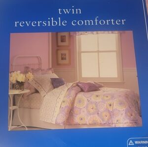 1-Reversible Comforter Set - Purple/Pink Floral Tye Dye With Sequin Detail